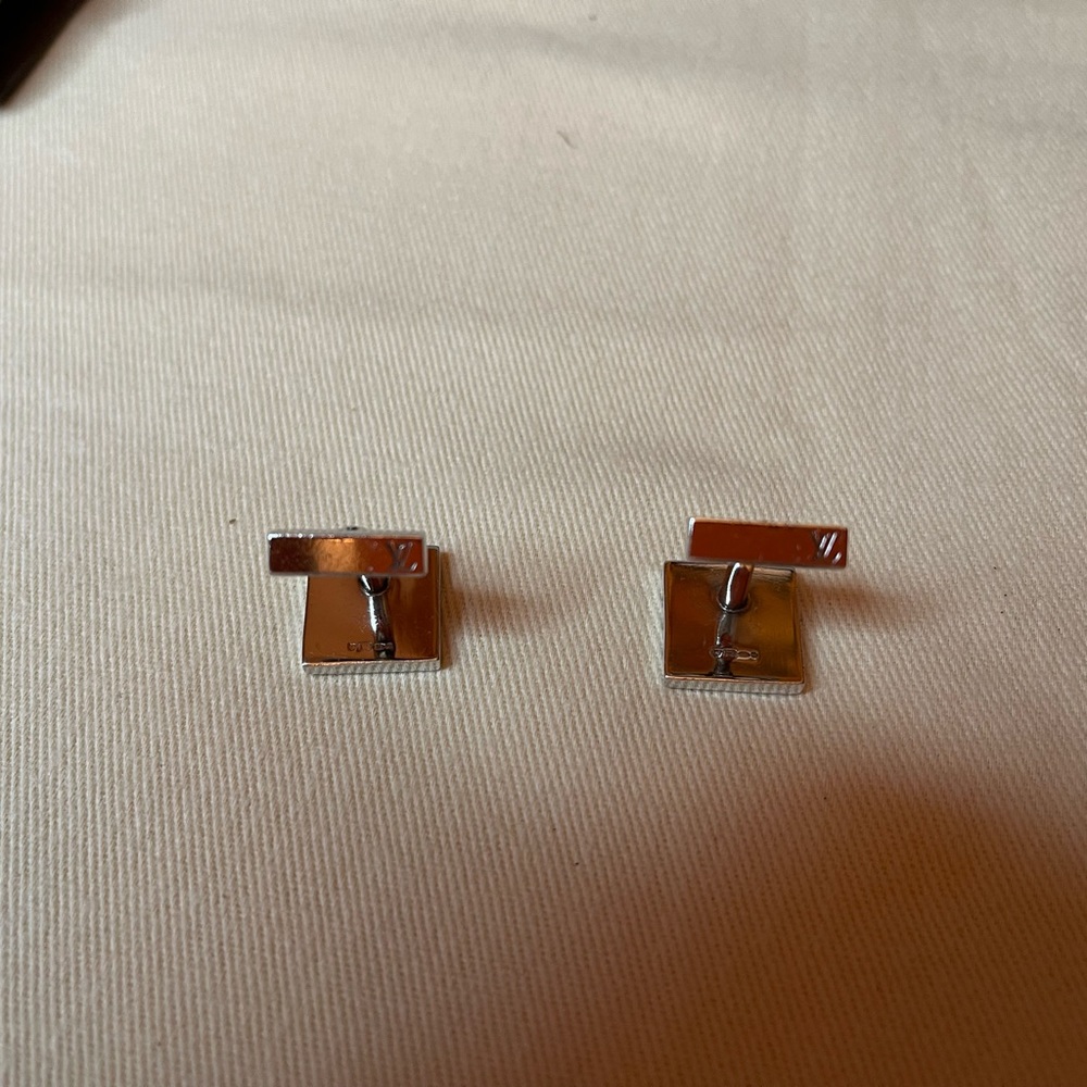 Louis Vuitton Sterling "Damier" Guilloche Enamel Cufflinks with case - Picture 11 of 12